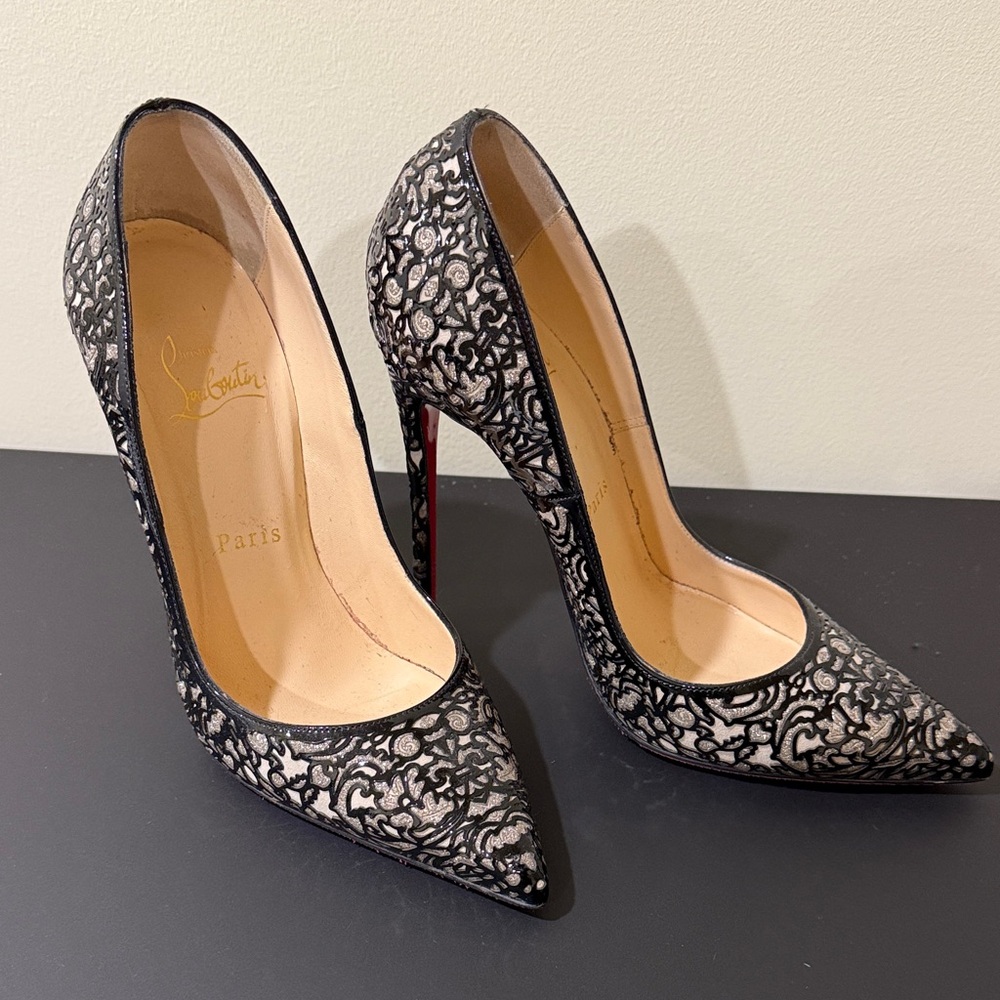 Christian Louboutin So Kate Black Lace Heels 37